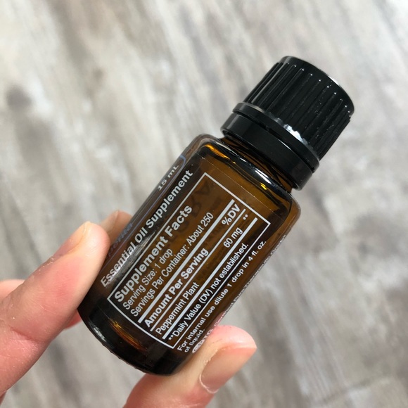 DoTERRA Peppermint Essential Oil - Picture 3 of 3